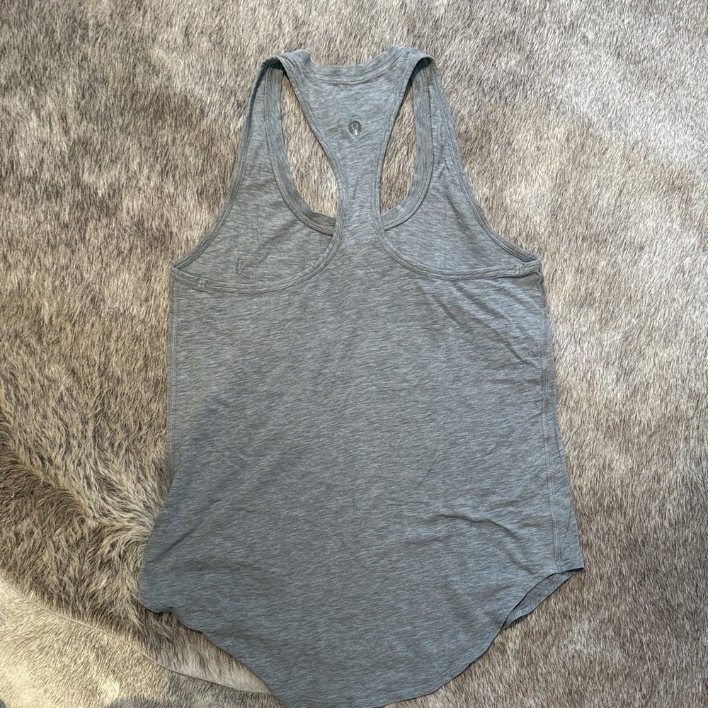 Lululemon Gray Yogi Racerback Pocket Women's Tank Top - Picture 2 of 2